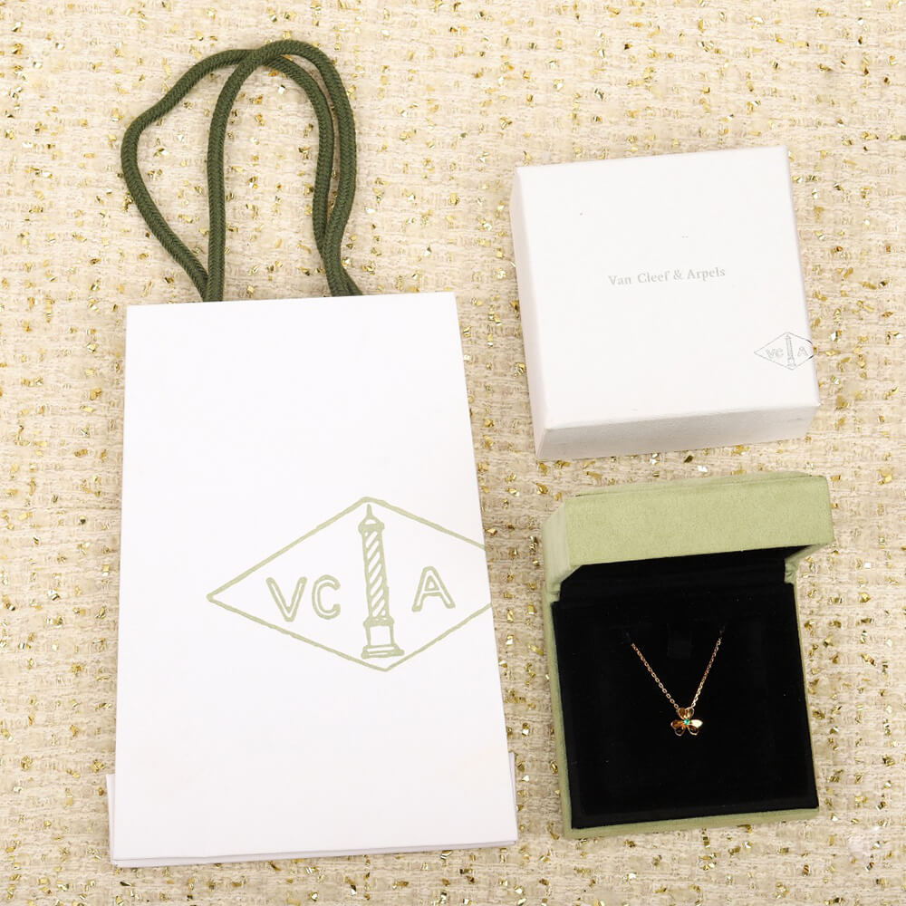 VCA necklace