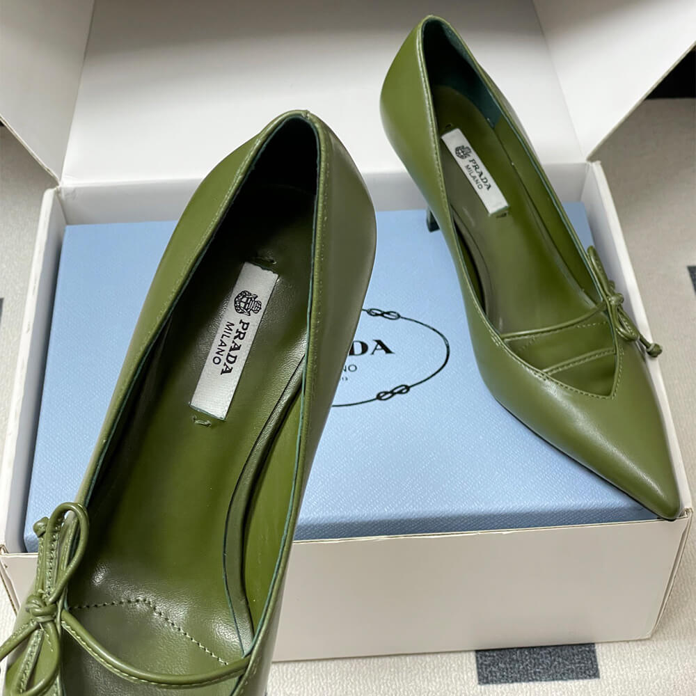 Pra*a leather pumps