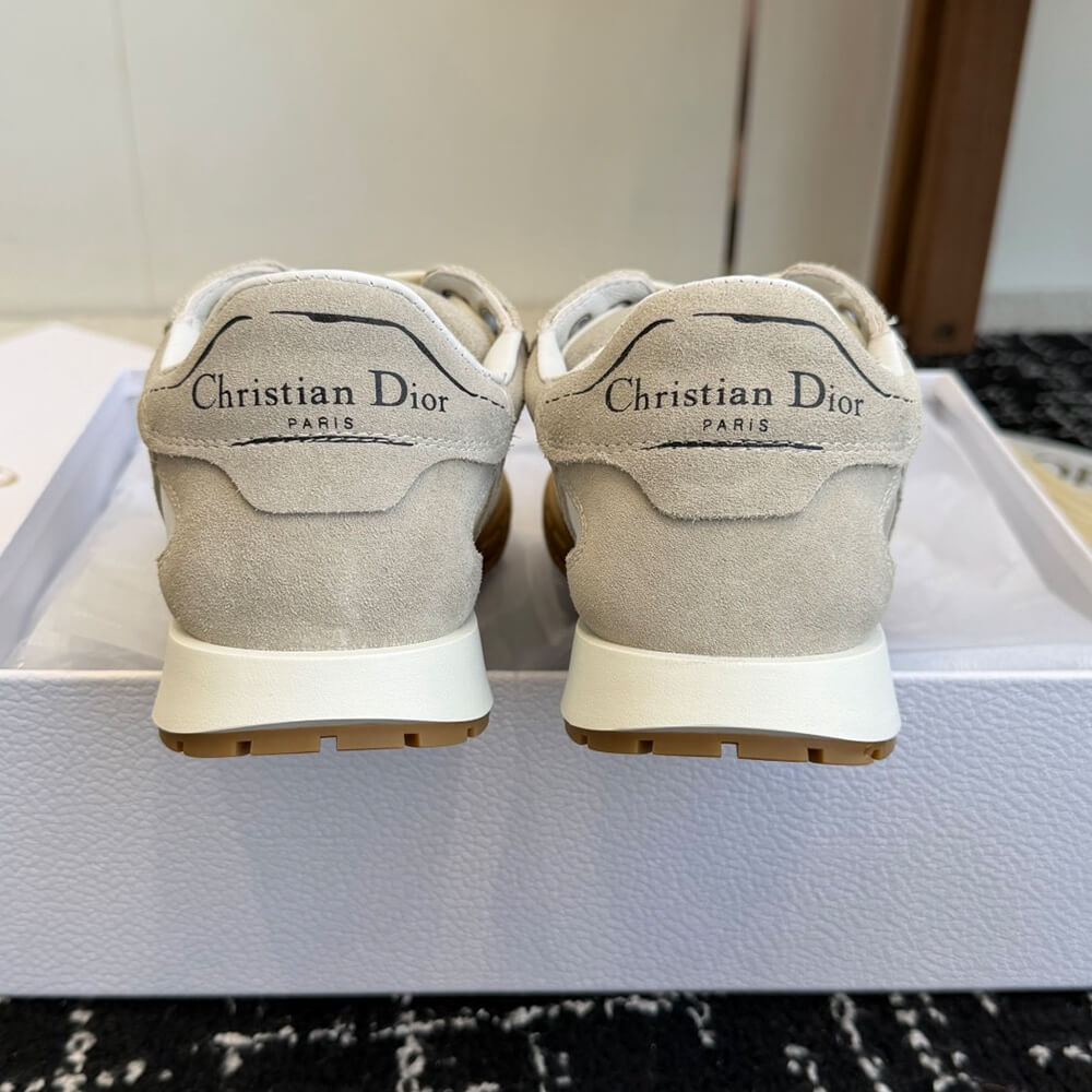 D10r Tech Sneaker