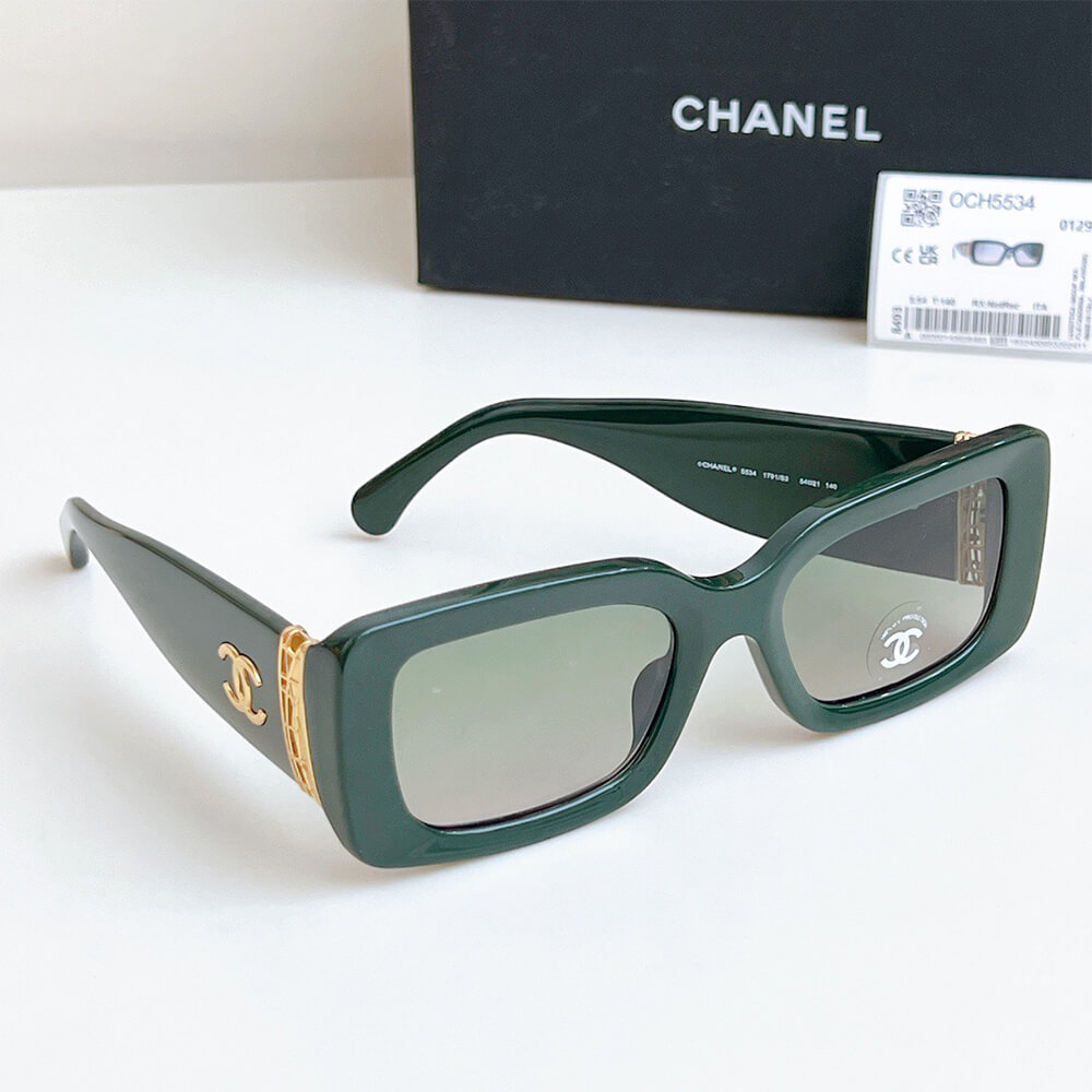 Ch**el Rectangle Sunglasses