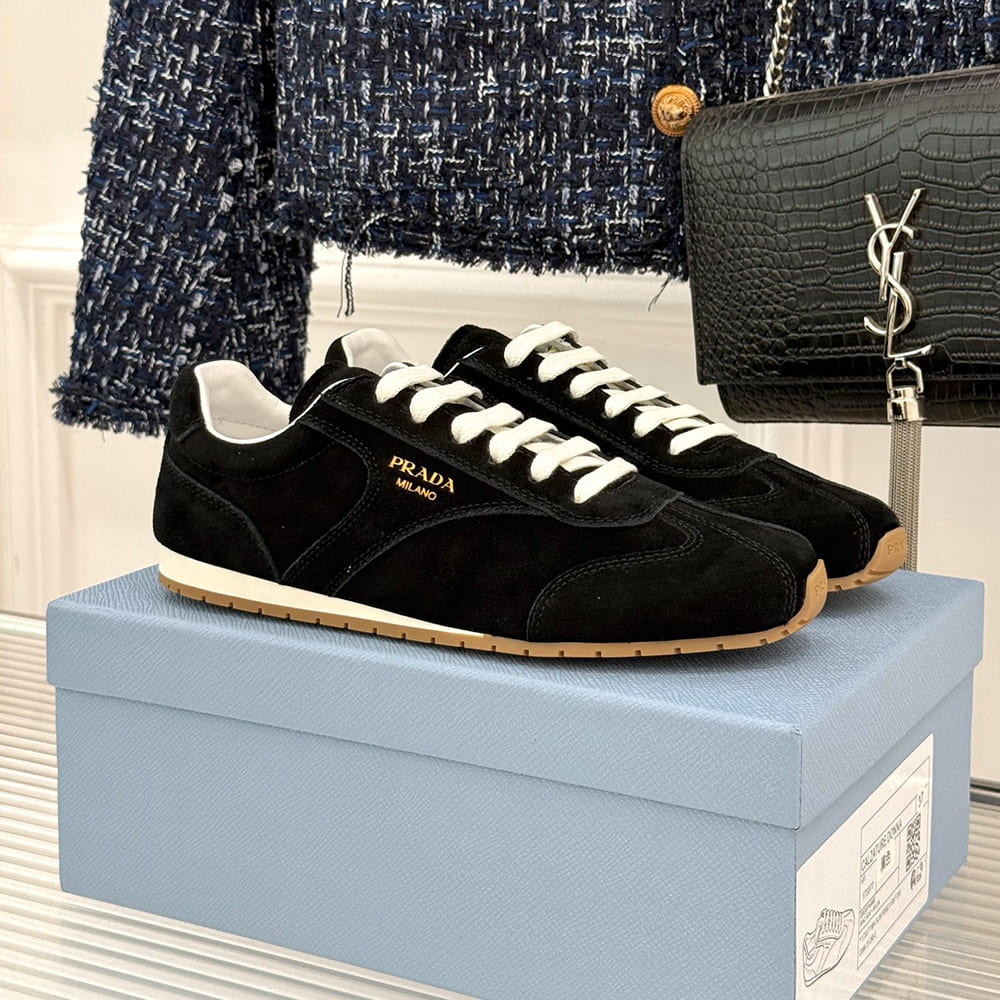 Pra*a Suede sneakers