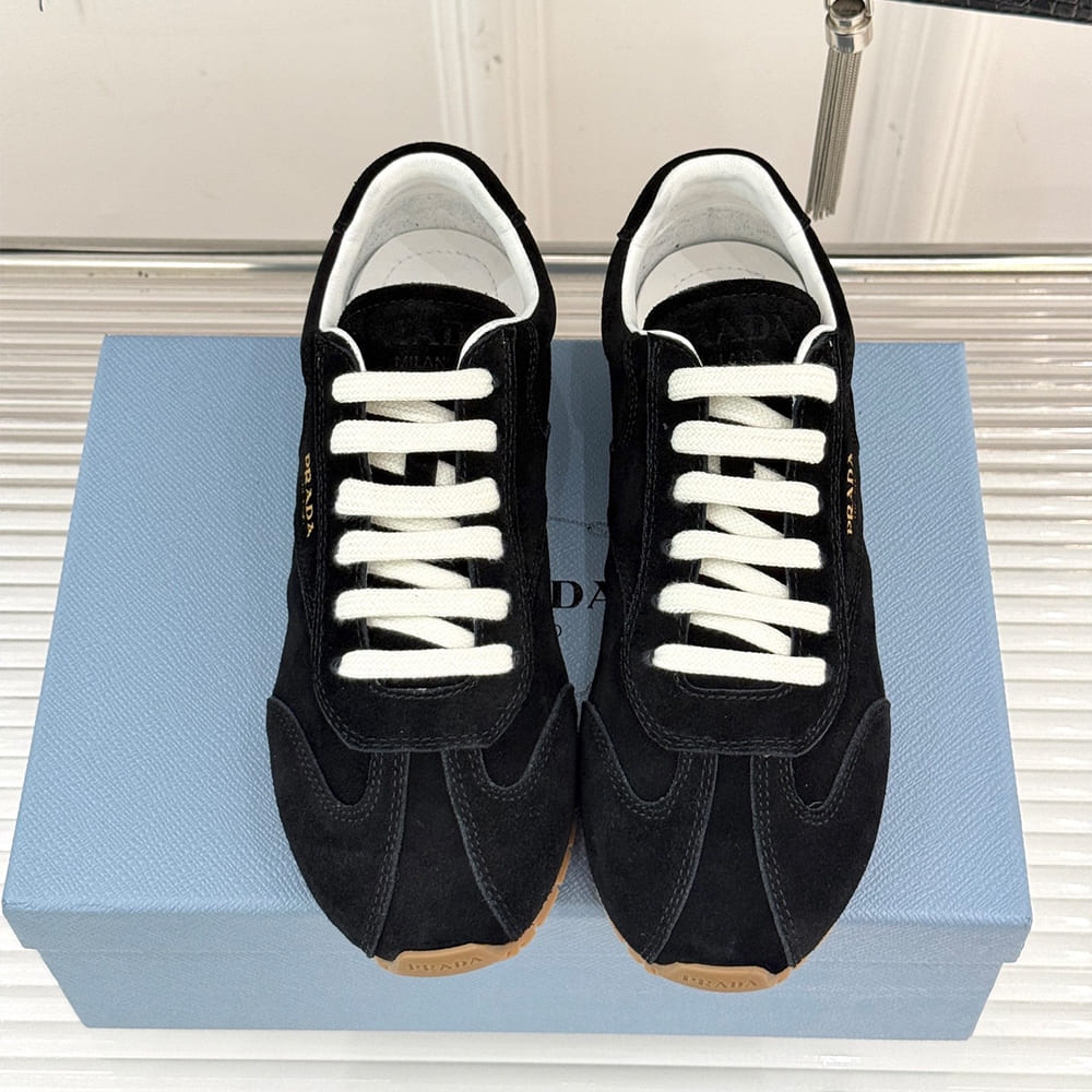 Pra*a Suede sneakers