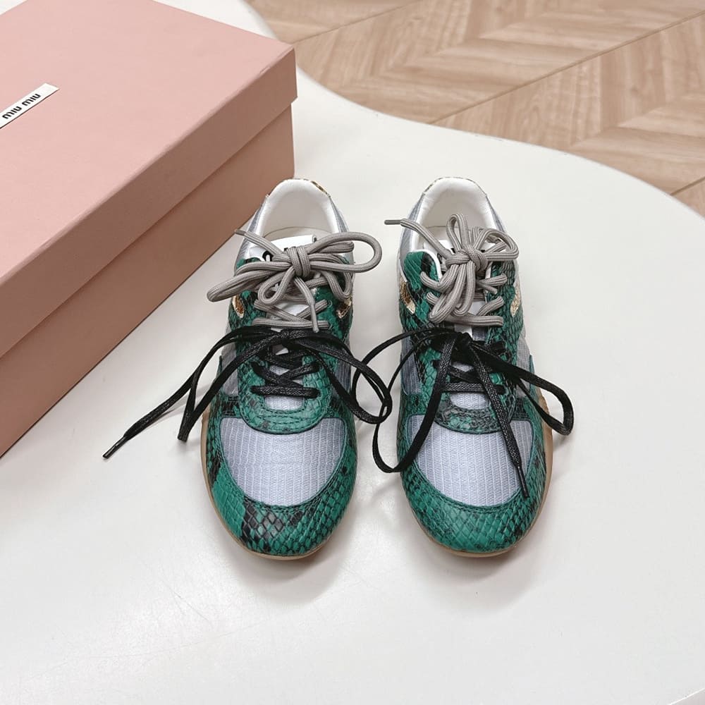 M1um1u Gymnasium Technical Sneaker