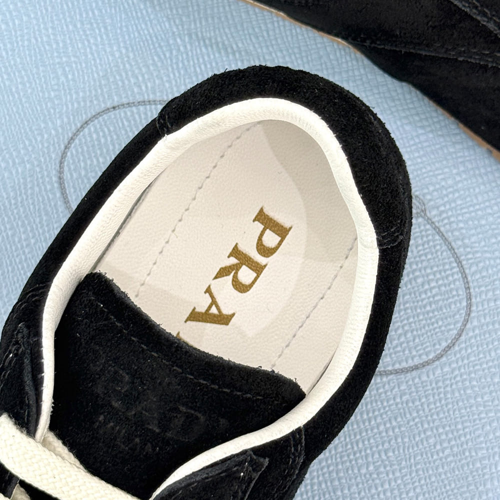 Pra*a Suede sneakers