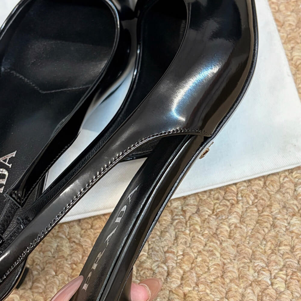Pra*a Patent leather slingback pumps