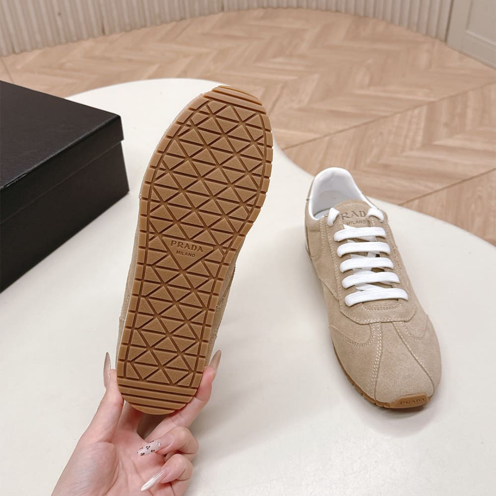 Pra*a Suede sneakers