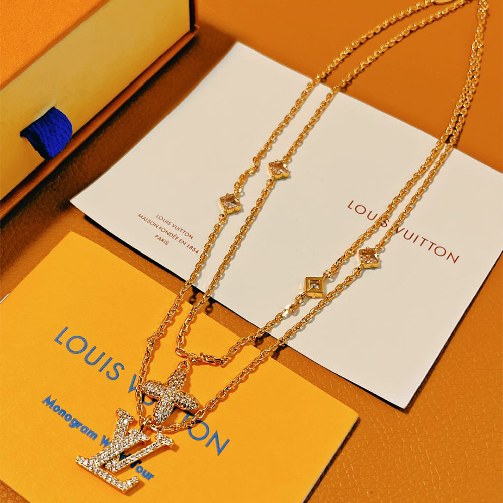 LADY LV Necklace