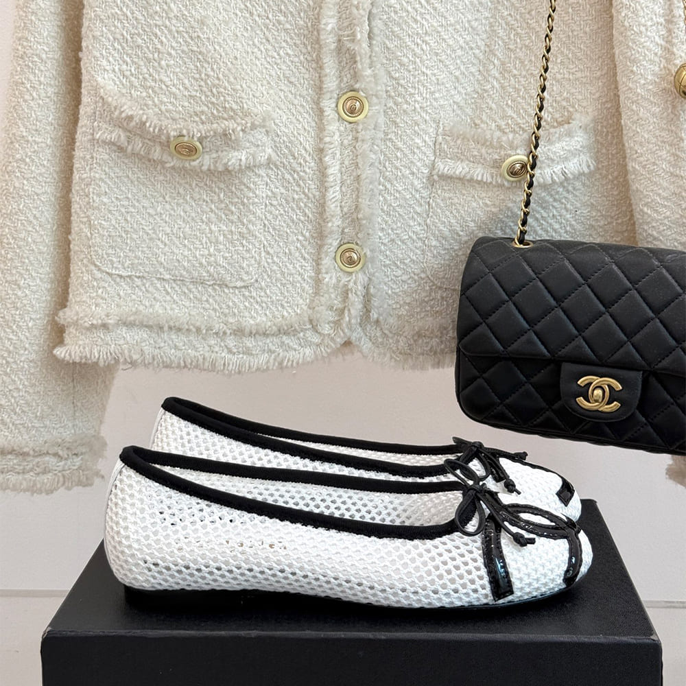Ch**el Ballerina Flats