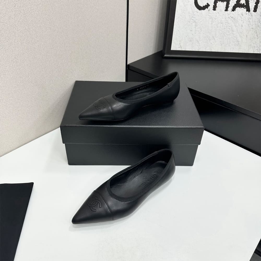 Ch**el Ballet flats
