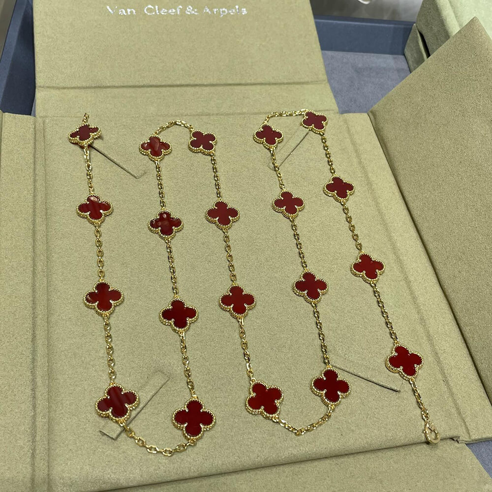 VCA Vintage Alhambra long necklace, 20 motifs