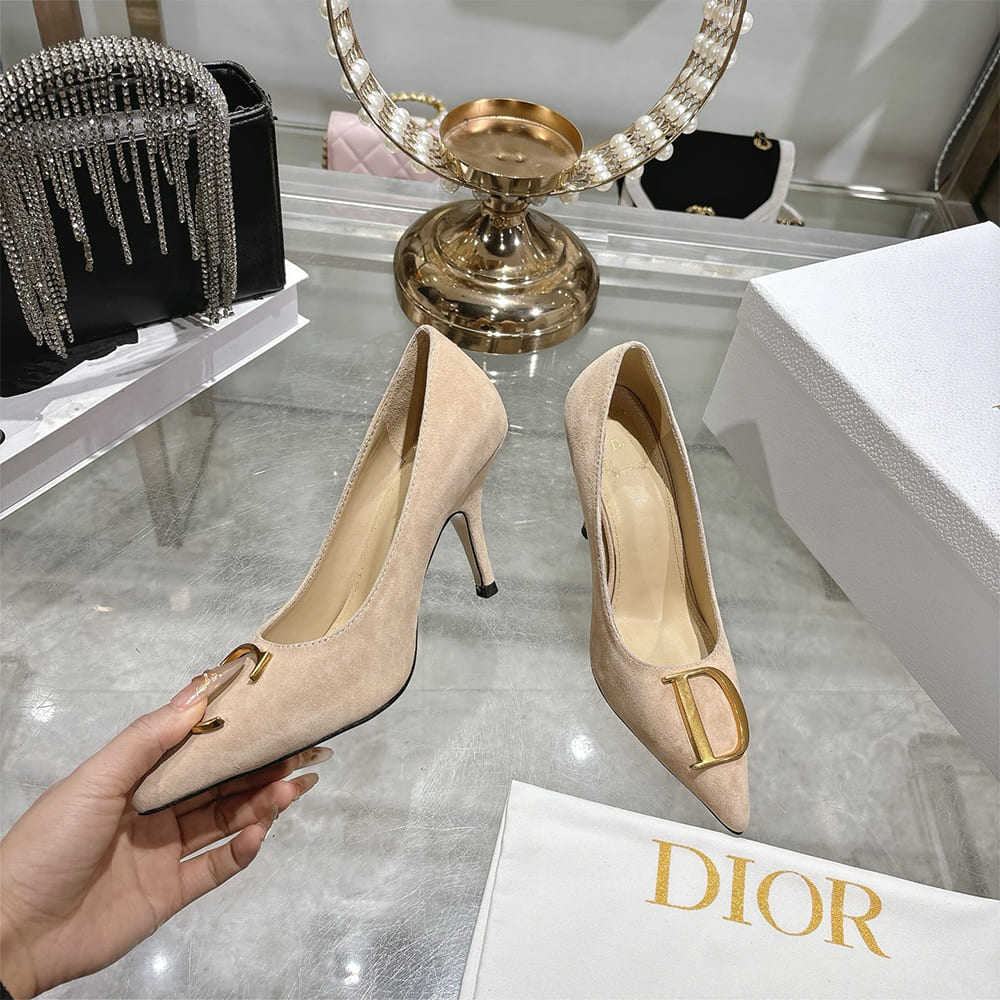 D10r Initials Pump