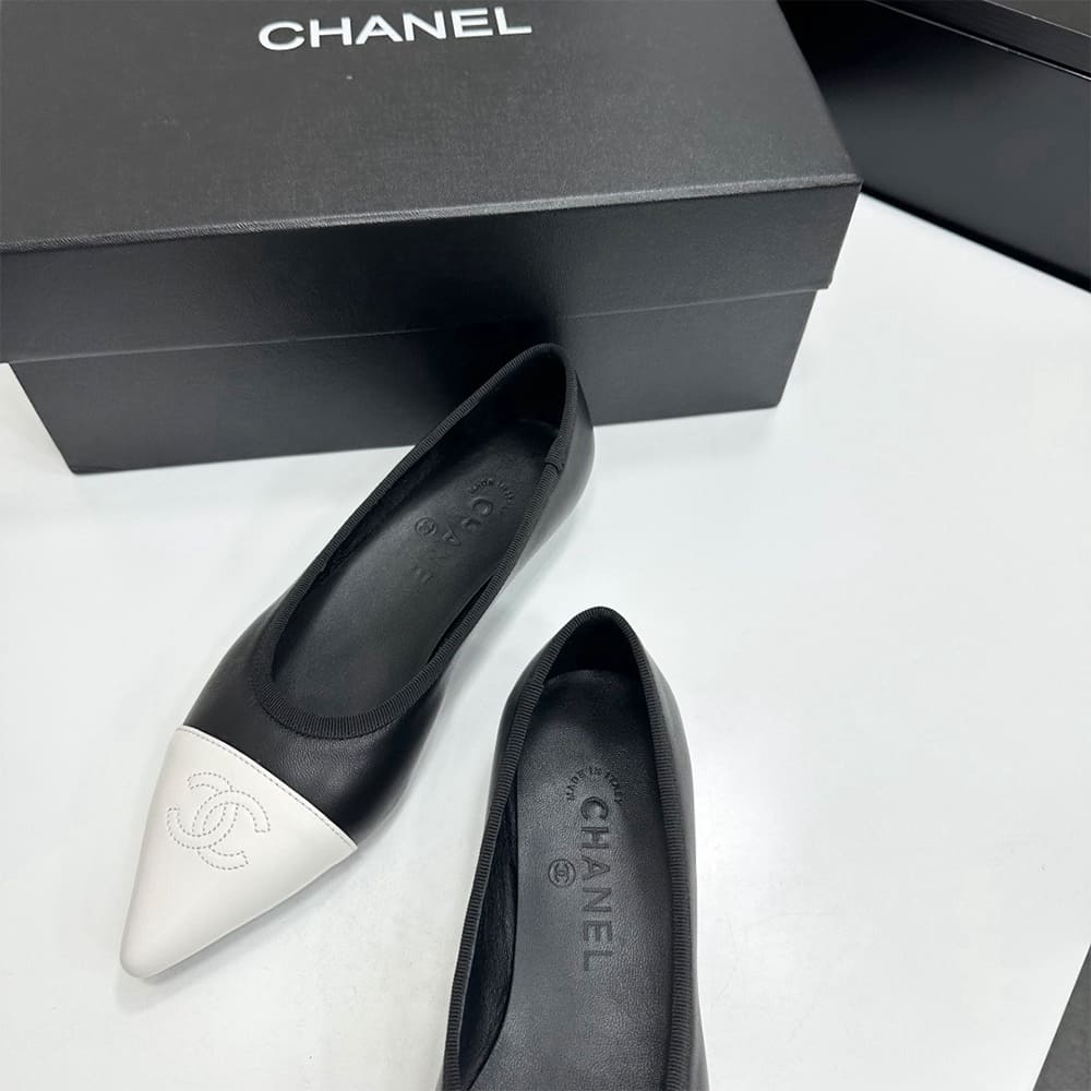 Ch**el Ballet flats