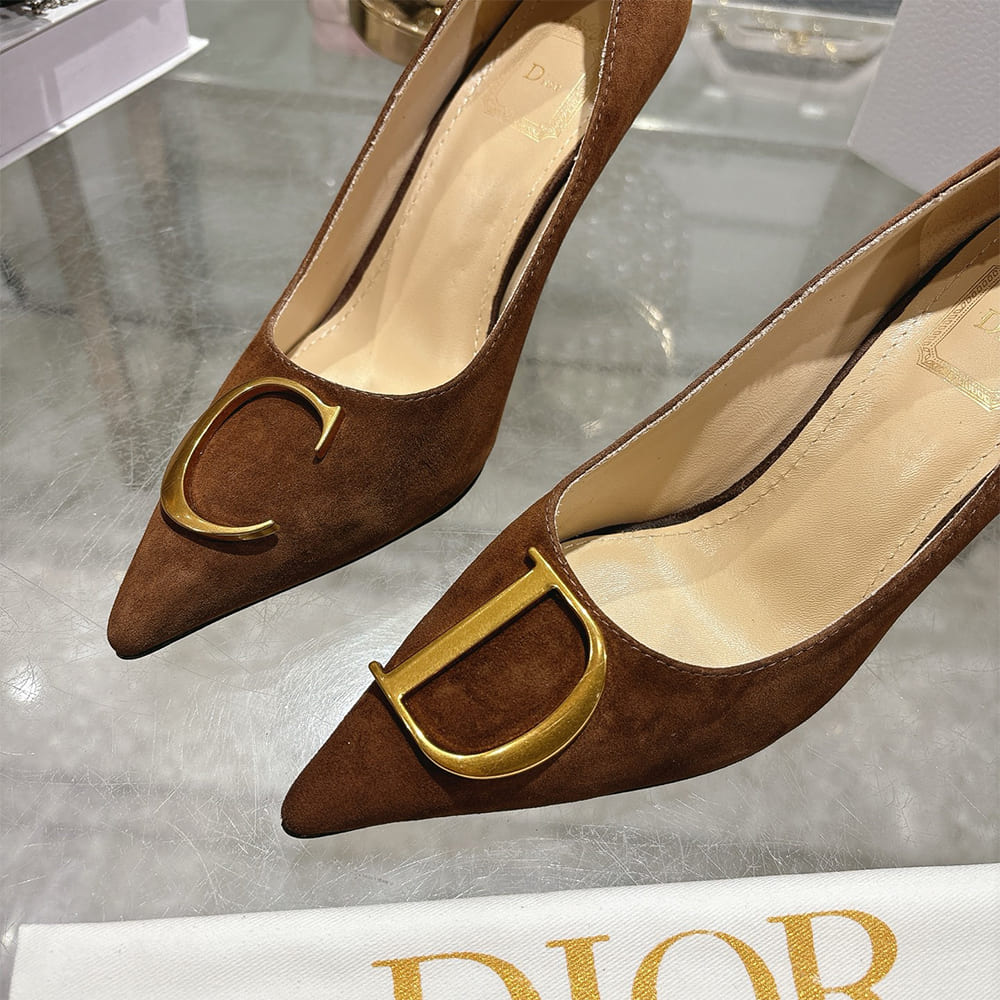 D10r Initials Pump