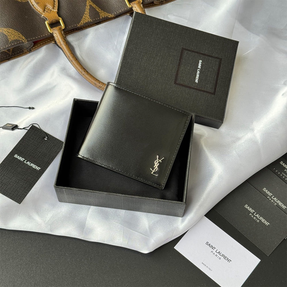 TINY CASSANDRE East/West wallet(HIGH-END GRADE)