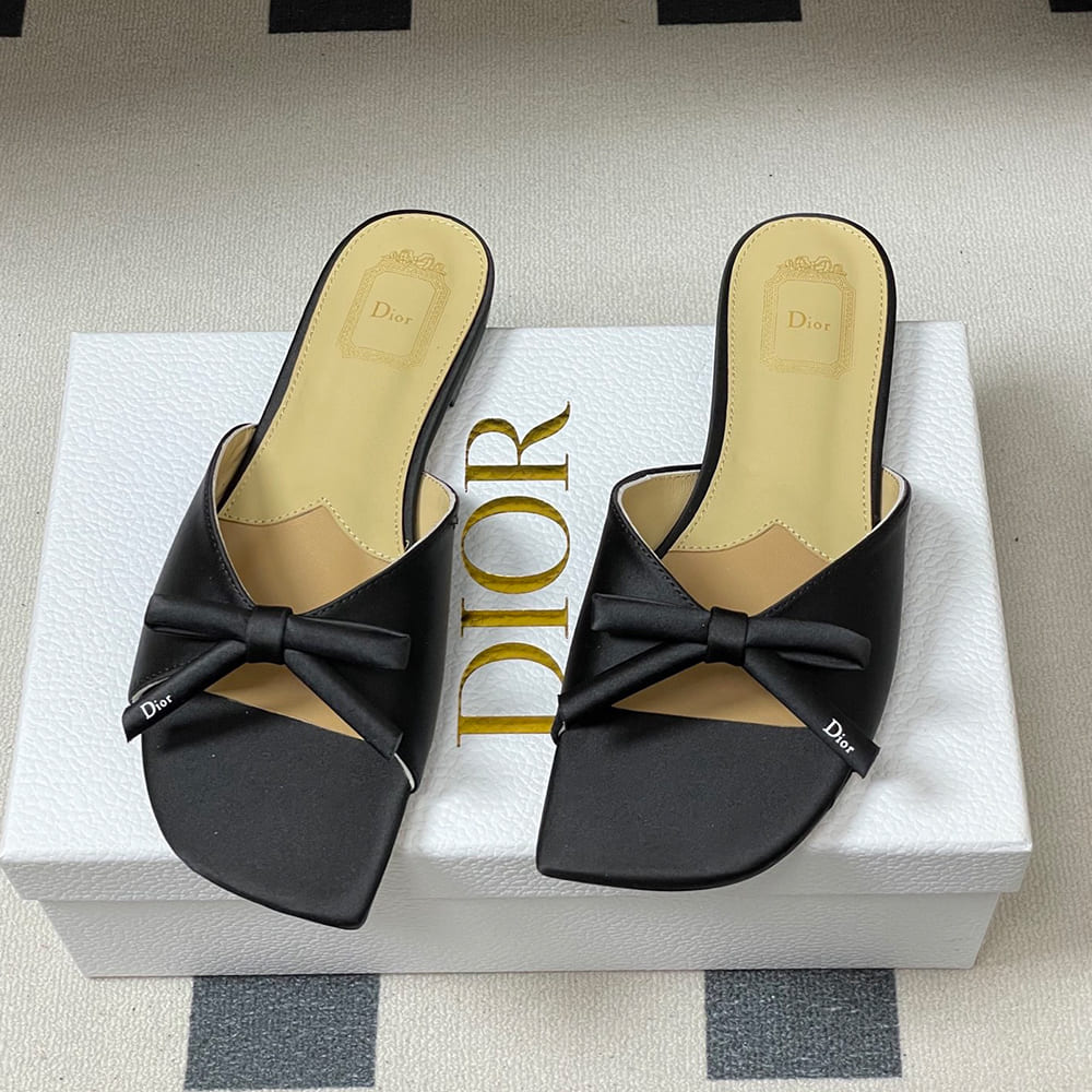 D10r Bow Slide (EU SIZE 35-42)