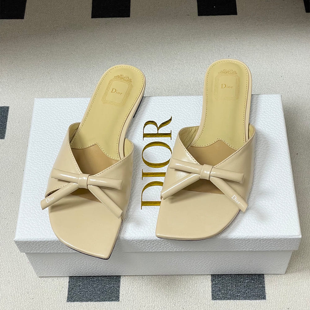 D10r Bow Slide (EU SIZE 35-42)