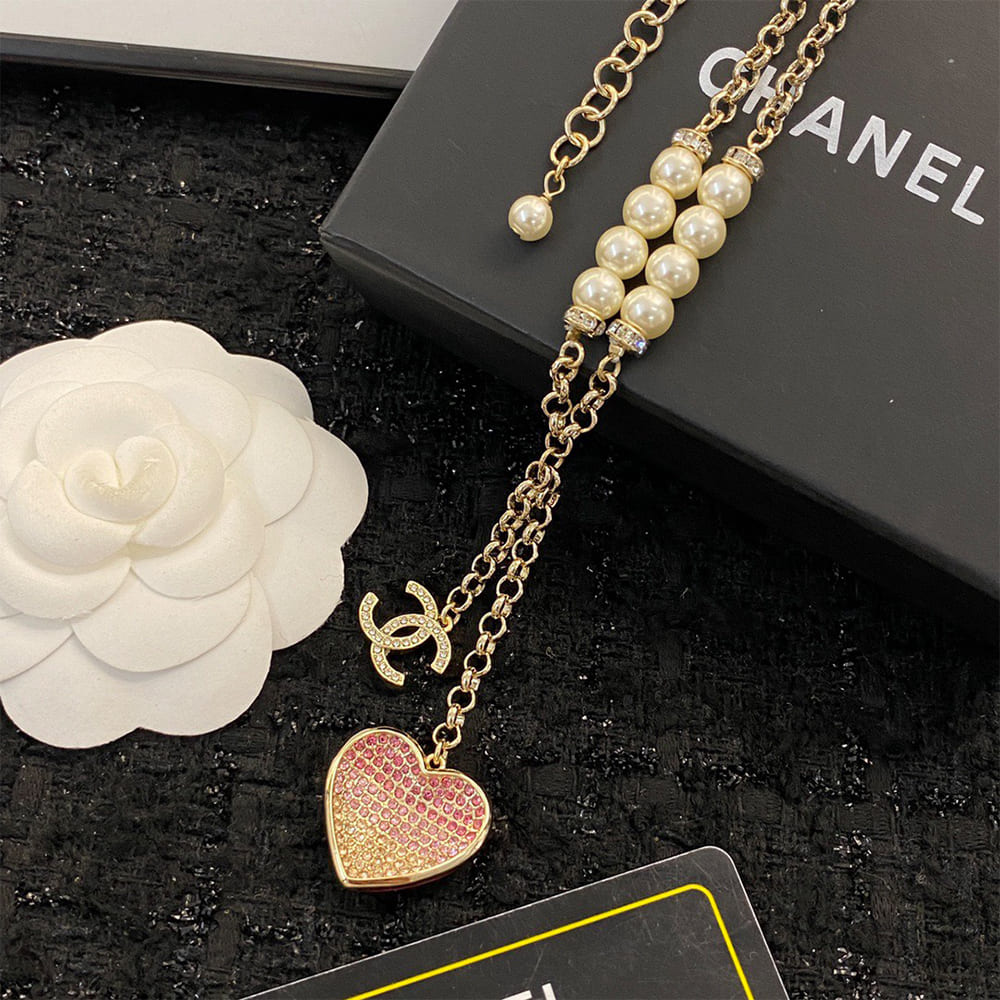 Ch**el necklace