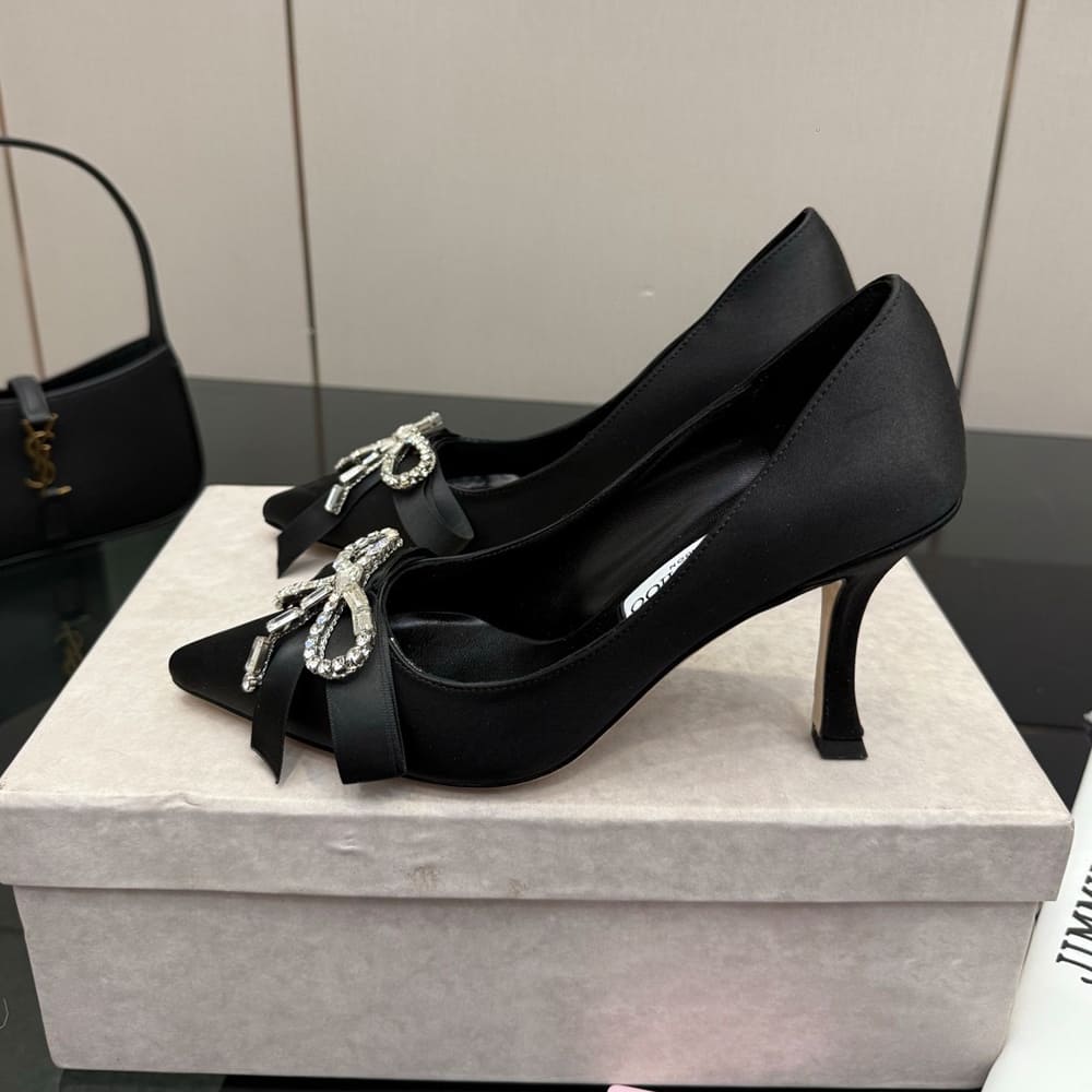 J1m*y Ch00 Crystal-Embellished Satin Pumps (EU SIZE 35-43)