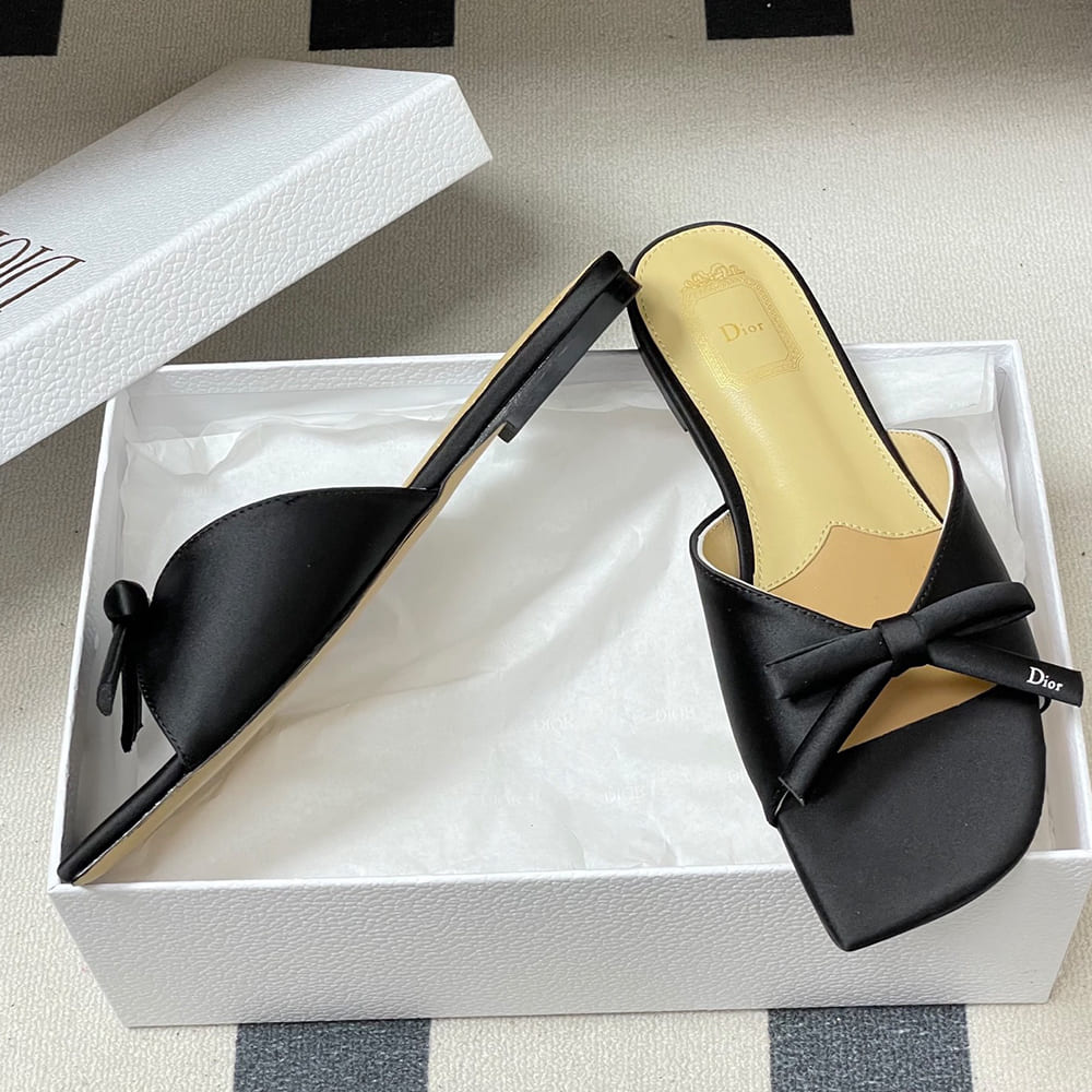 D10r Bow Slide (EU SIZE 35-42)
