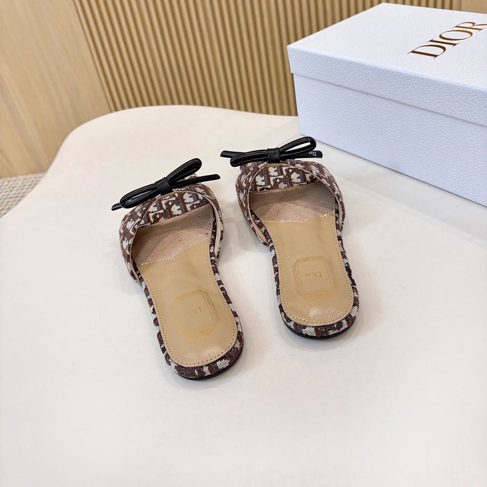 D10r Bow Slide (EU SIZE 35-43)