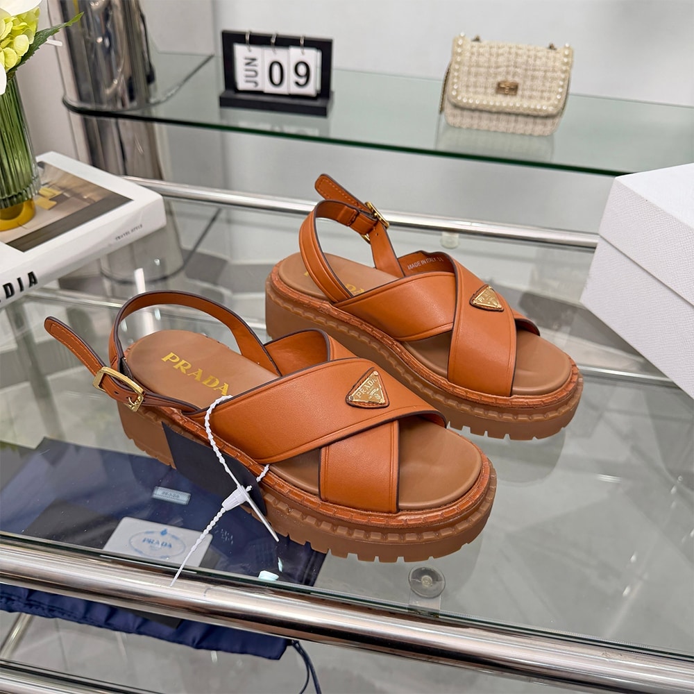 Pra*a Leather sandals (EU SIZE 35-42)