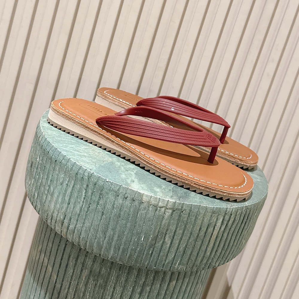 M1um1u Thong sandals (EU SIZE 35-40)
