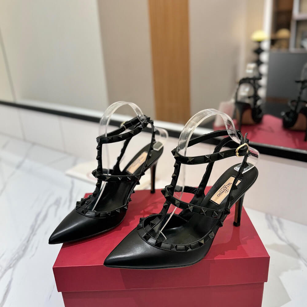 Va1e*ntin0 Rockstud heeled pumps(EU 35-42)