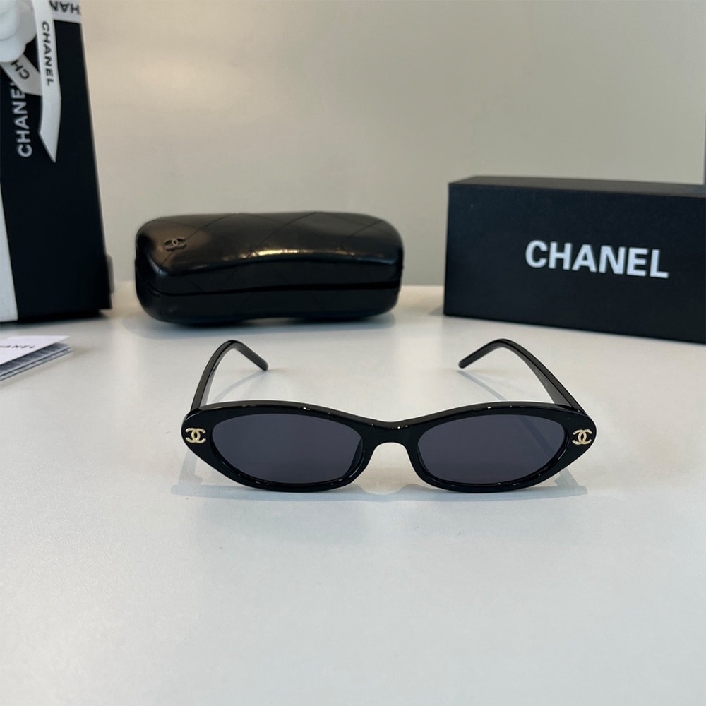 Ch**el Sunglasses