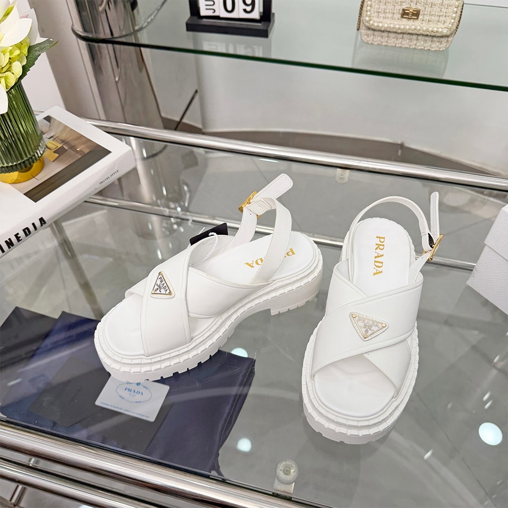 Pra*a Leather sandals (EU SIZE 35-42)