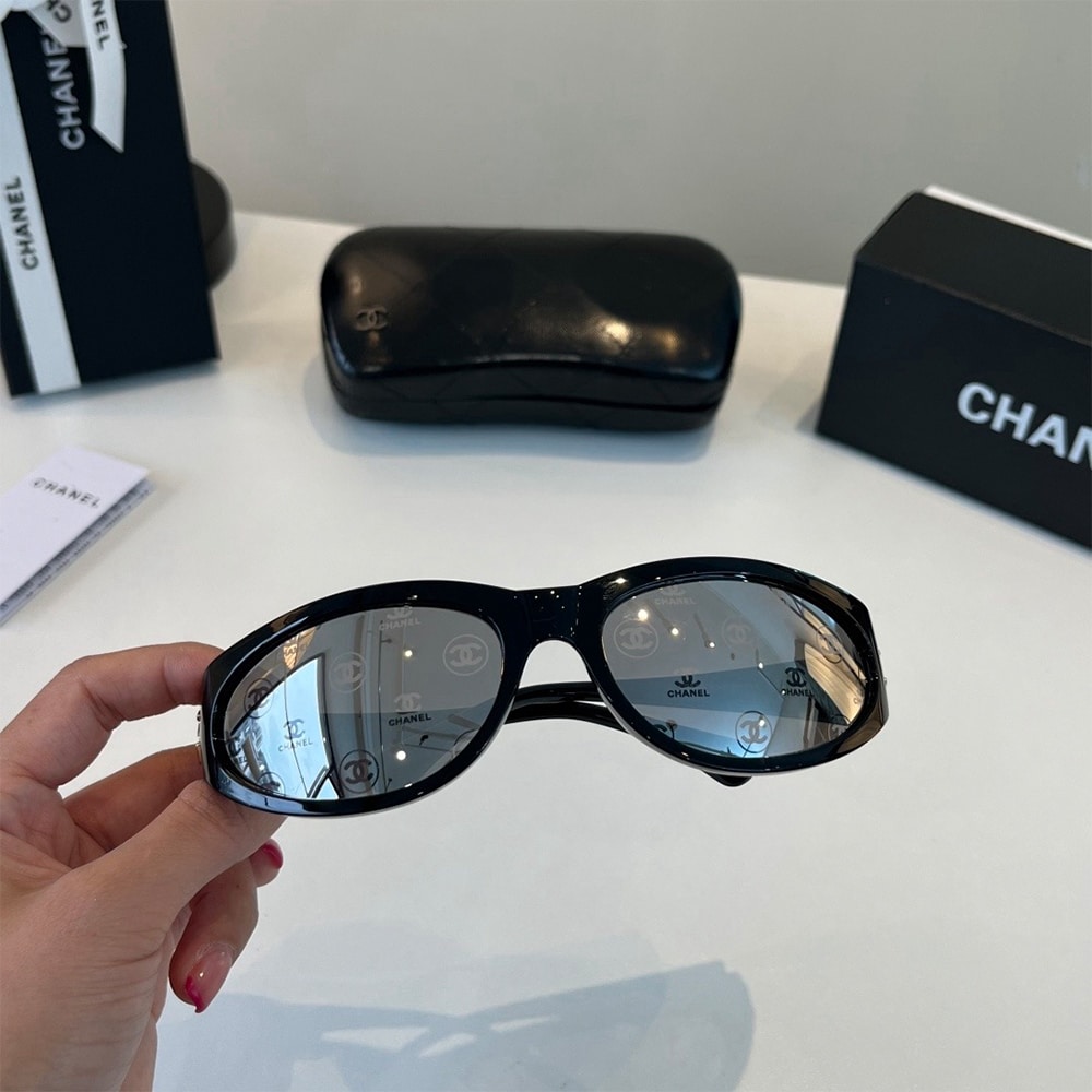 Ch**el Sunglasses