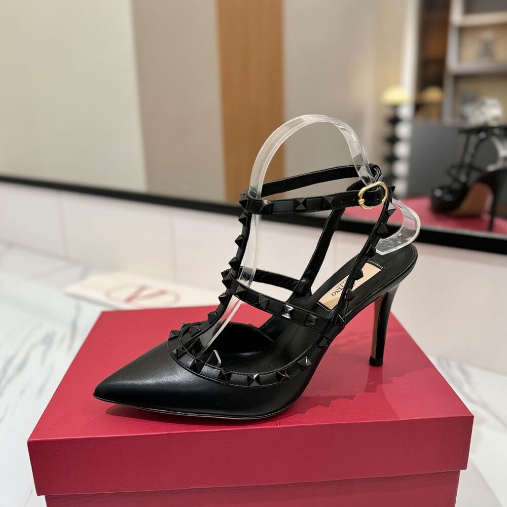 Va1e*ntin0 Rockstud heeled pumps(EU 35-42)