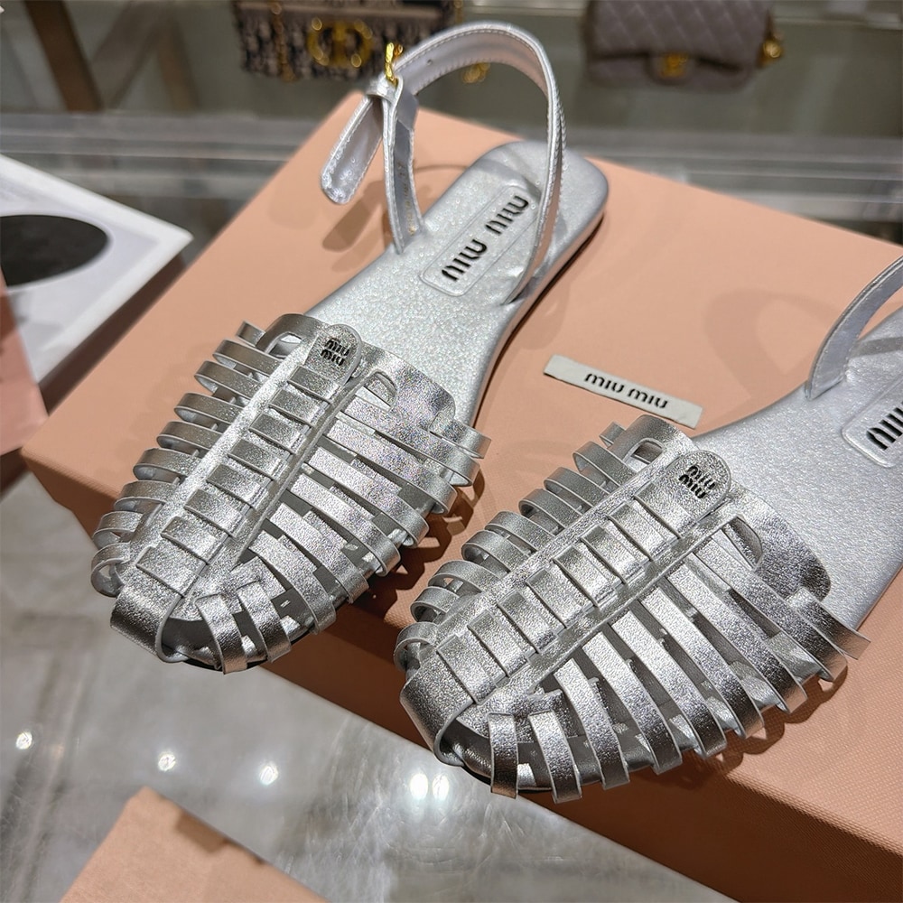 M1um1u Laminated nappa leather fisherman sandals (EU SIZE 35-40)