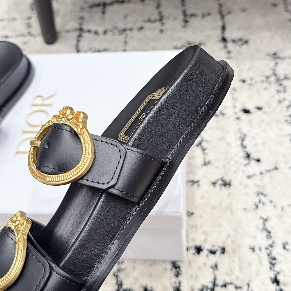 D10r Medaillon Buckle Slide (EU SIZE 35-42)