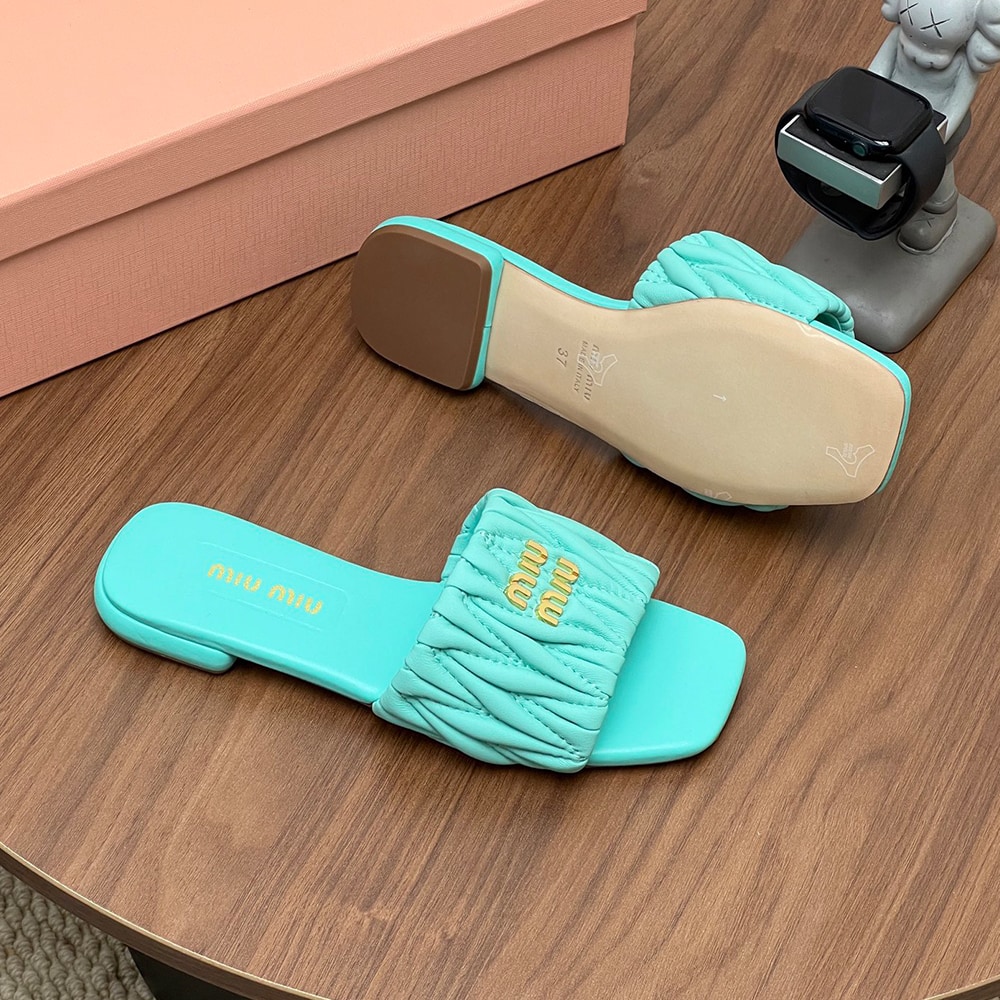 M1um1u Matelasse nappa leather slides (EU SIZE 35-42)
