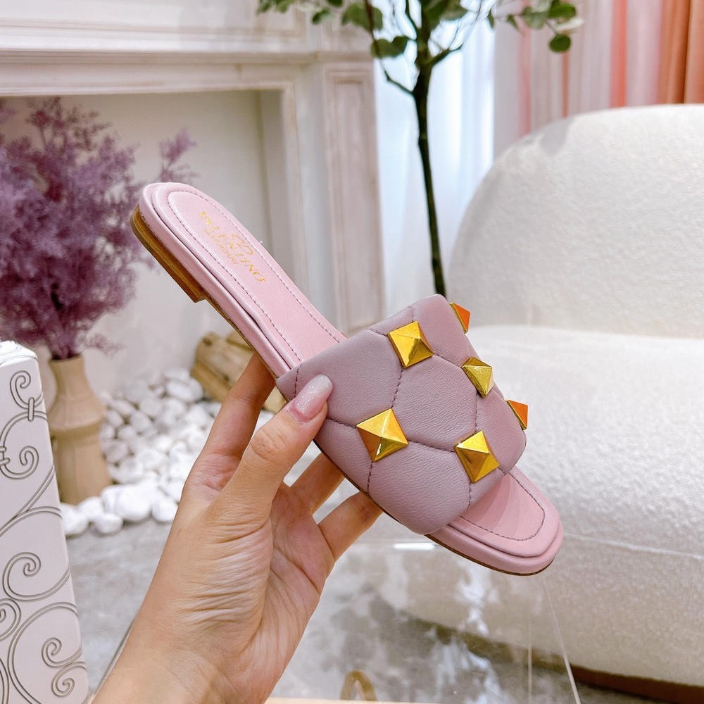 Va1e*ntin0 Roman Stud Sandal(EU 35-41)