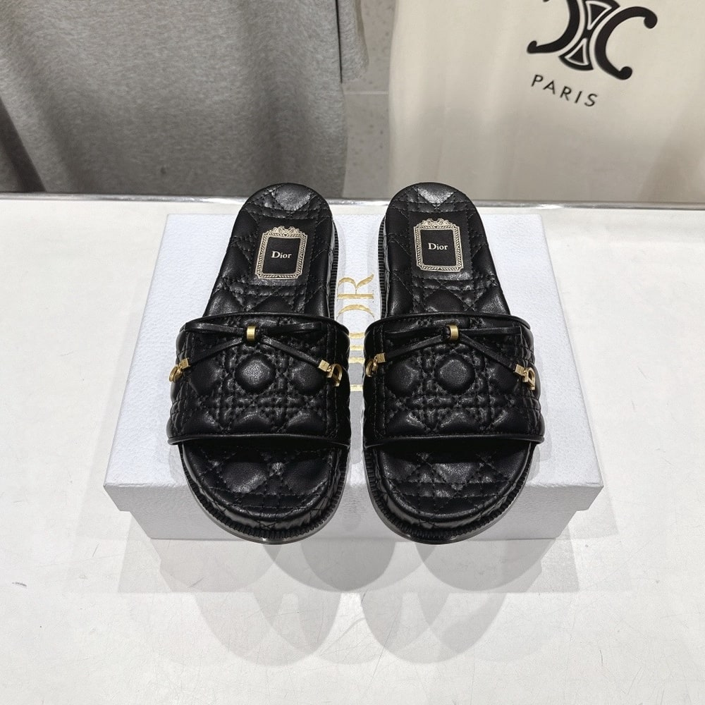 D10r Cannage Slide (EU SIZE 35-42)