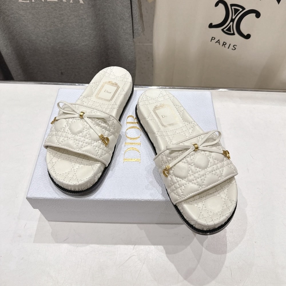 D10r Cannage Slide (EU SIZE 35-42)