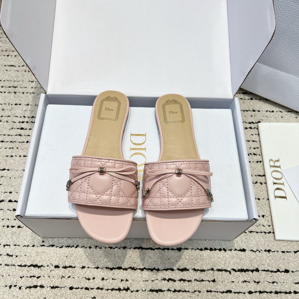 D10r Cannage Slide (EU SIZE 35-42)