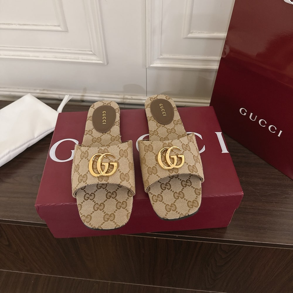 Gvc*1 Women’s slide sandal with Double G(EU SIZE 35-42)