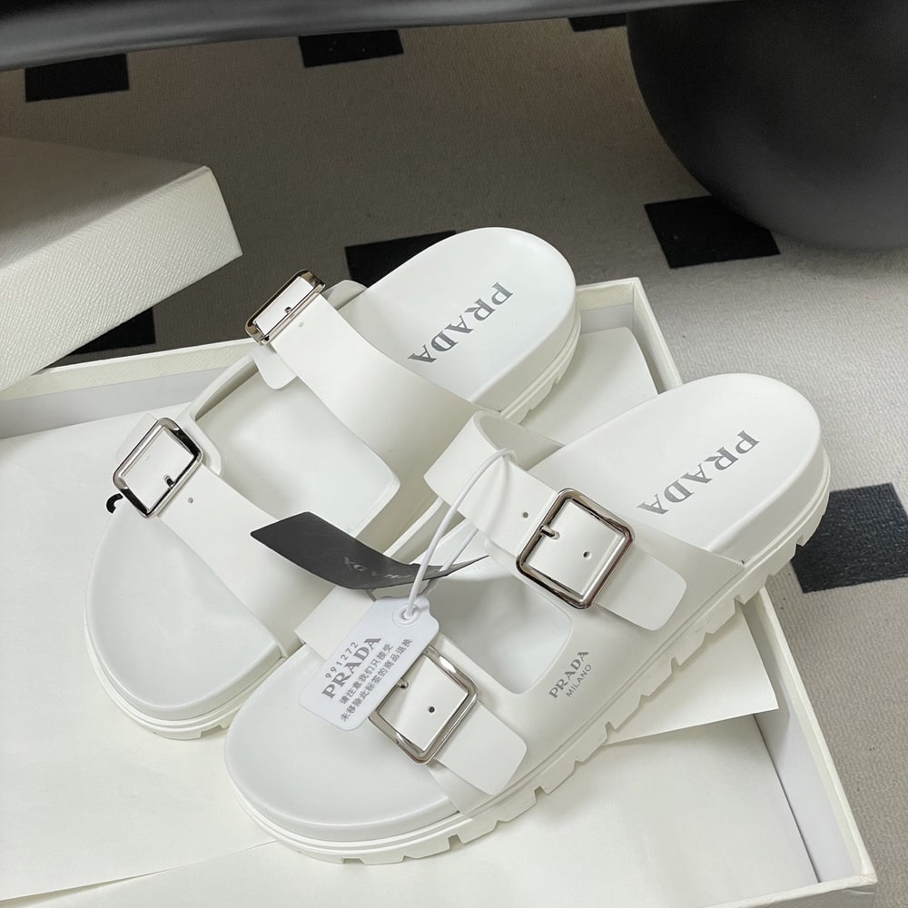 Pra*a Rubber slides (EU SIZE 35-41)