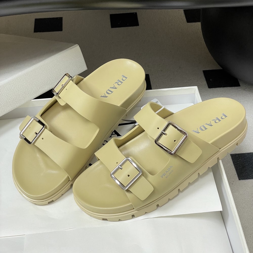 Pra*a Rubber slides (EU SIZE 35-41)