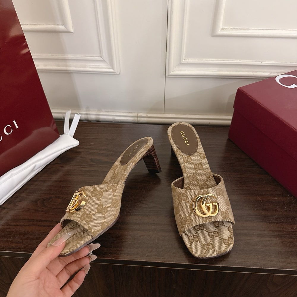 Gvc*1 Women’s slide sandal with Double G(EU SIZE 35-42)