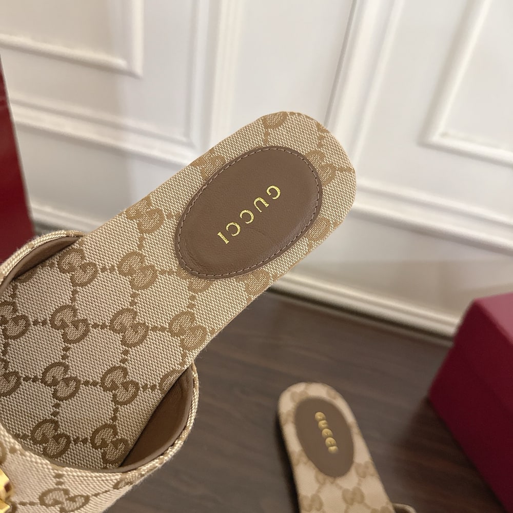 Gvc*1 Women’s slide sandal with Double G(EU SIZE 35-42)