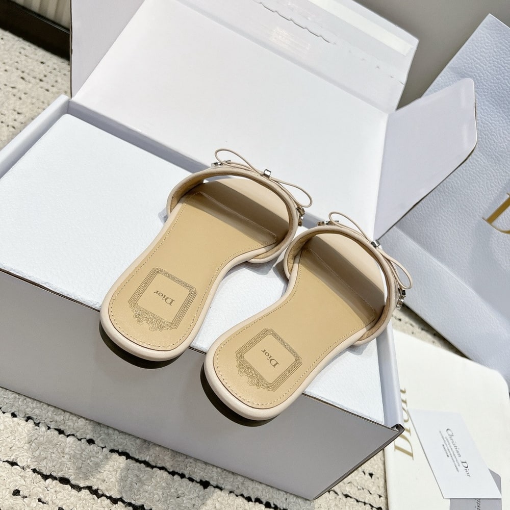 D10r Cannage Slide (EU SIZE 35-42)