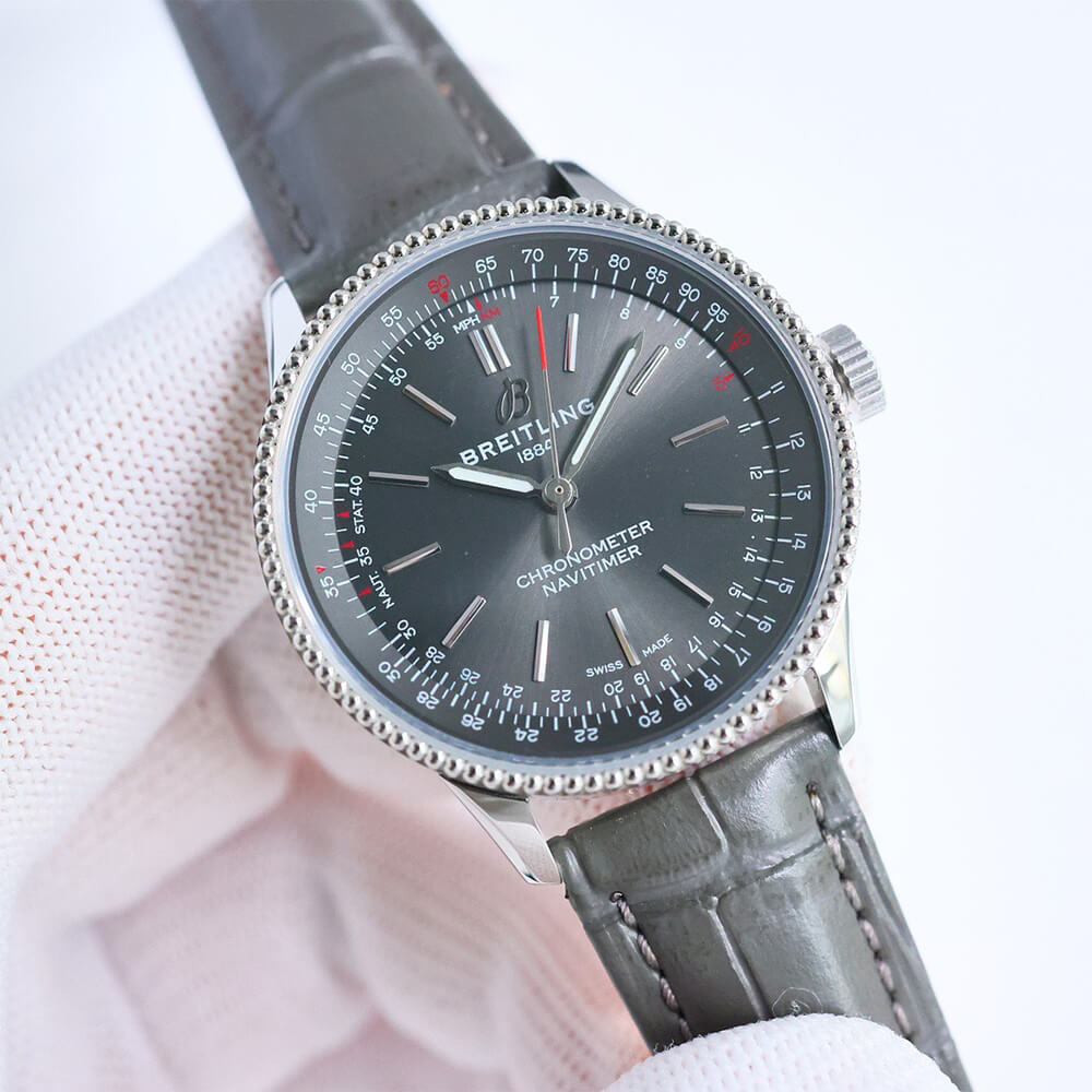 breitling navitimer auT0matic 35