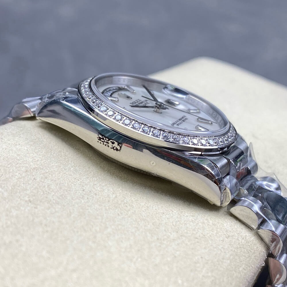 R01ex Day-Date 36
