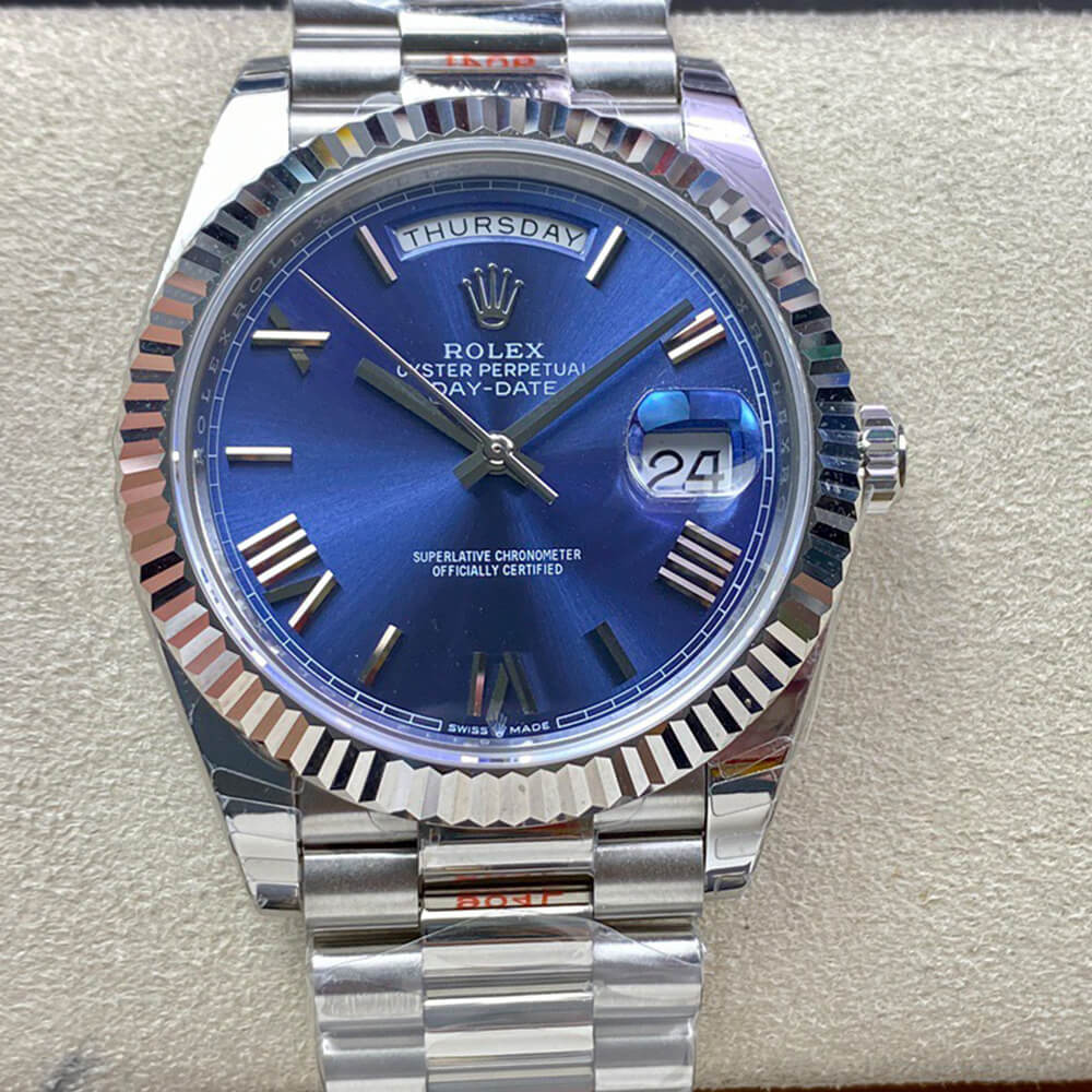 R01ex Day-Date 40