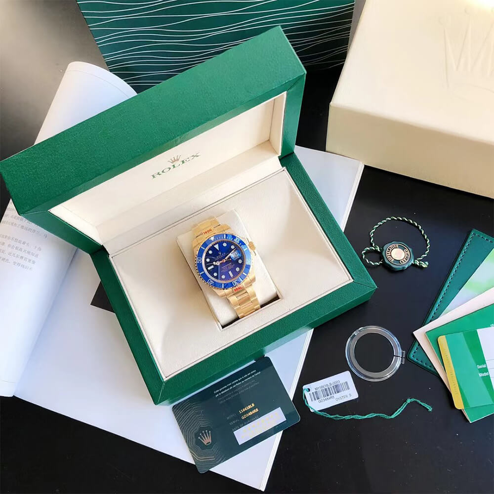 R01ex Submariner Date