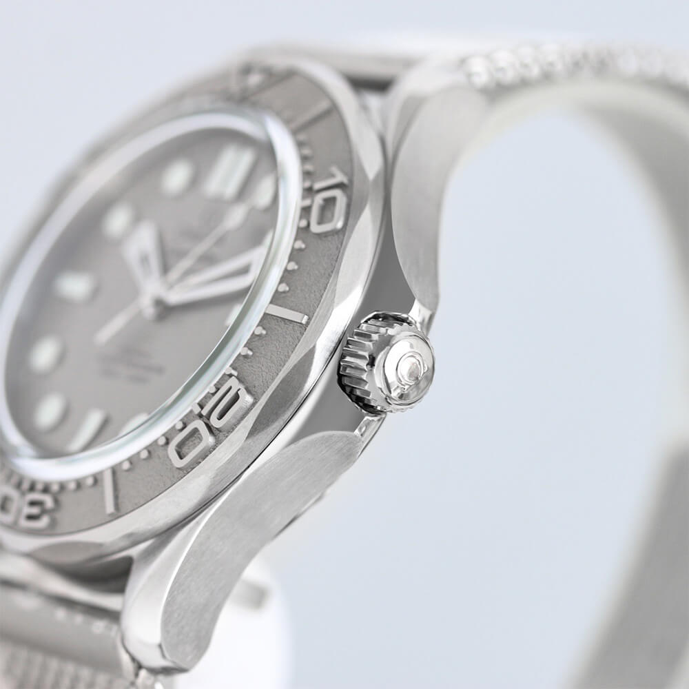 0me*ga Seamaster Diver 300M