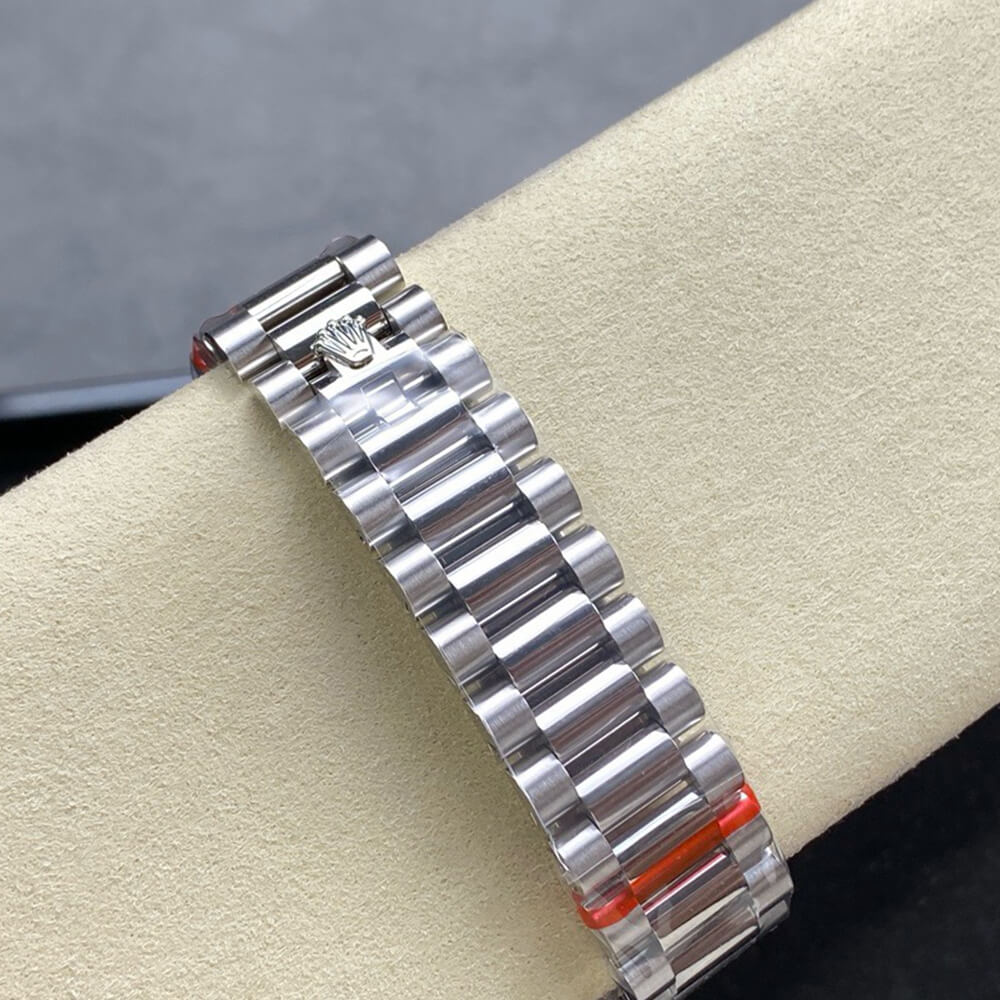 R01ex Day-Date 36
